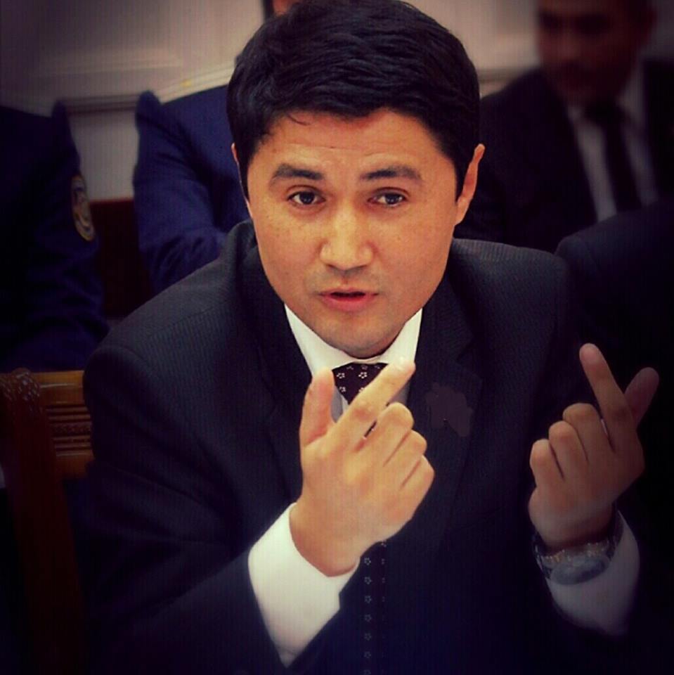 Бурханов Акмал Эшондедаевич   